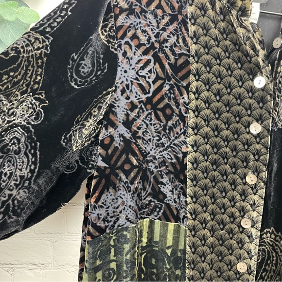 KOOS Of Course Velvet Button Front Silk Blend Tunic/Duster size Medium - Picture 3 of 6